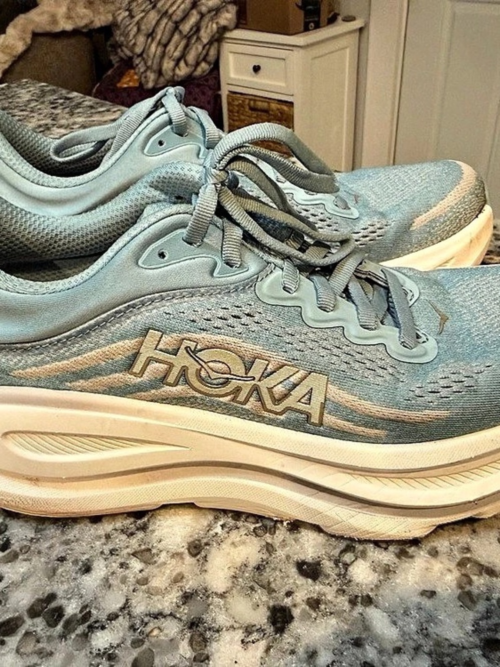 HOKA Bondi Women's Athletic Shoes US 8 D